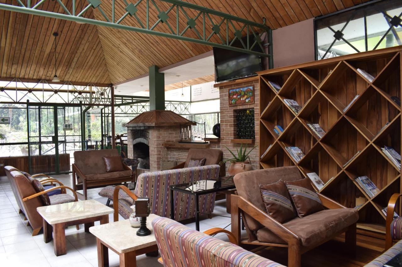 Park Hotel Santa Cruz Verapaz Екстер'єр фото