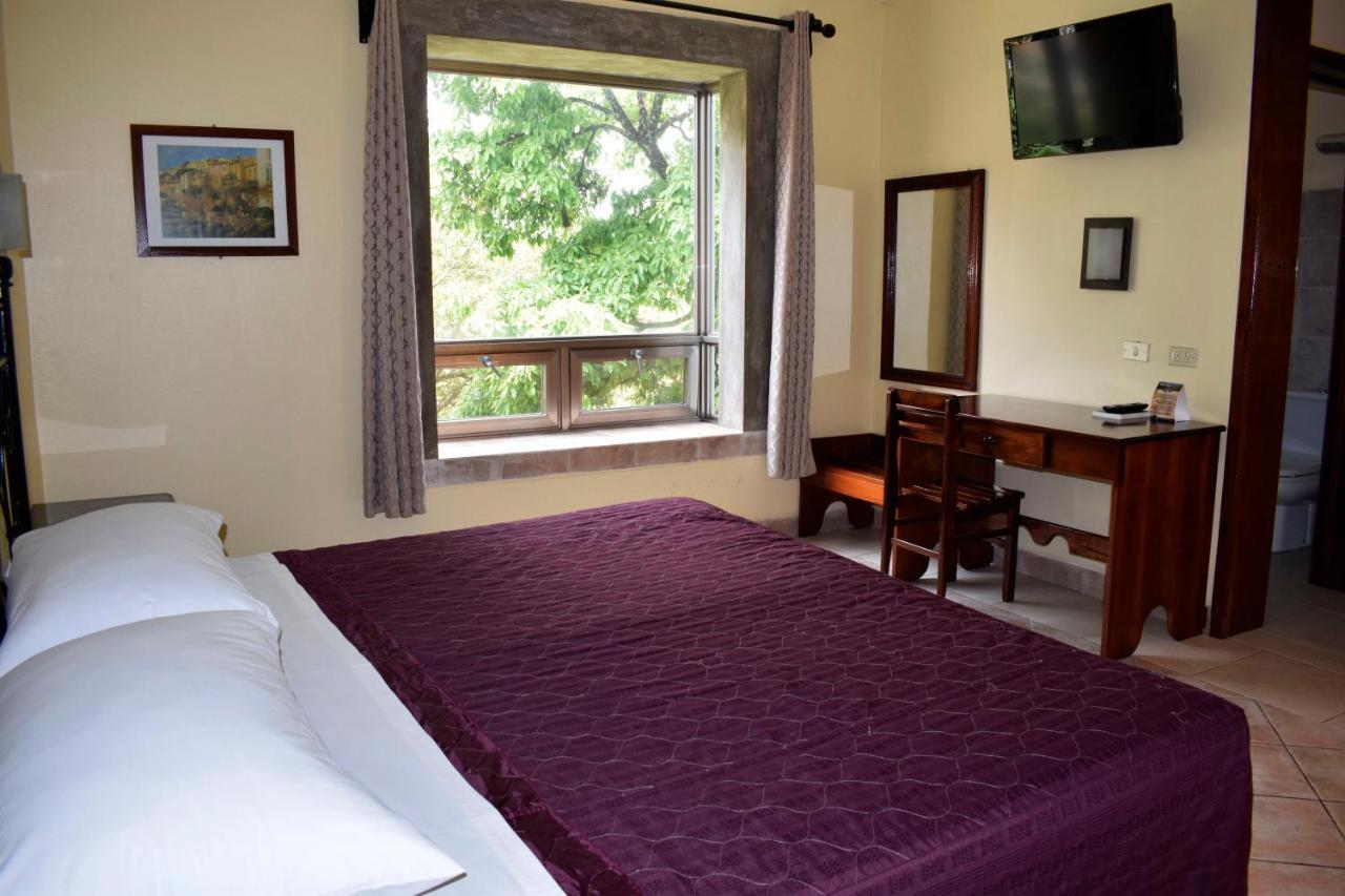 Park Hotel Santa Cruz Verapaz Екстер'єр фото