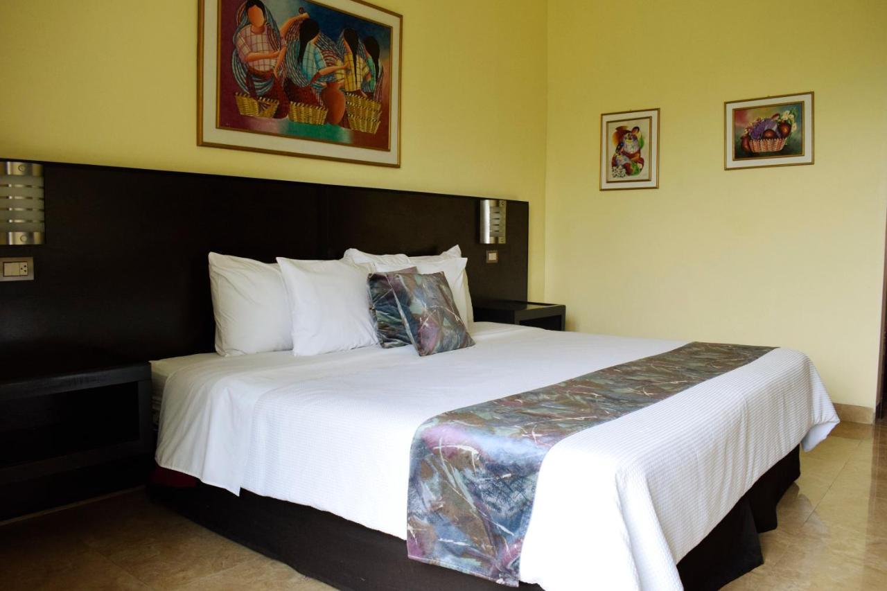 Park Hotel Santa Cruz Verapaz Екстер'єр фото