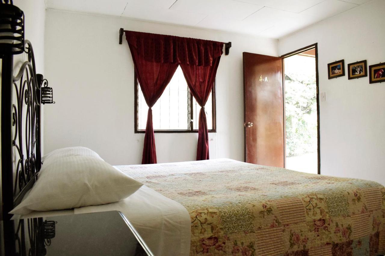 Park Hotel Santa Cruz Verapaz Екстер'єр фото