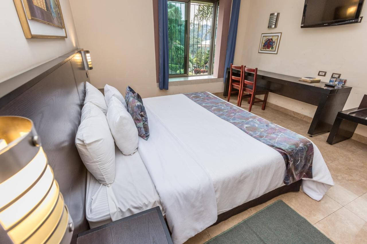 Park Hotel Santa Cruz Verapaz Екстер'єр фото