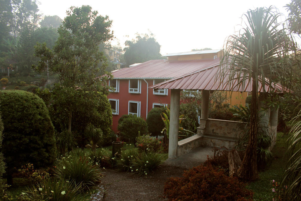 Park Hotel Santa Cruz Verapaz Екстер'єр фото